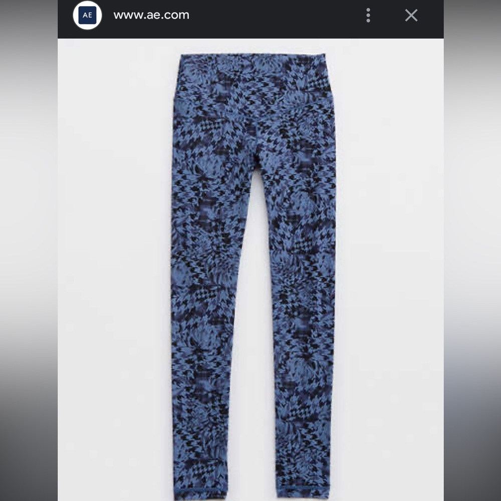 NWT- AERIE Offline‎ Real Me Xtra 7/8.  High Rise. Legging Size XS (short)